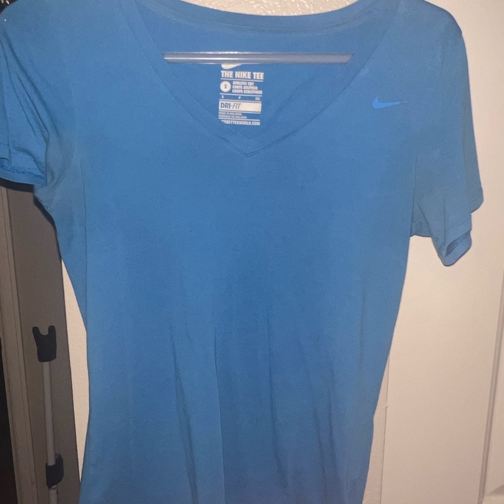 nike t-shirts
